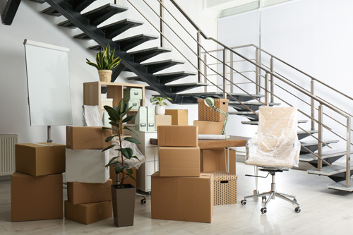 Cardboard-boxes-and-furniture.jpg