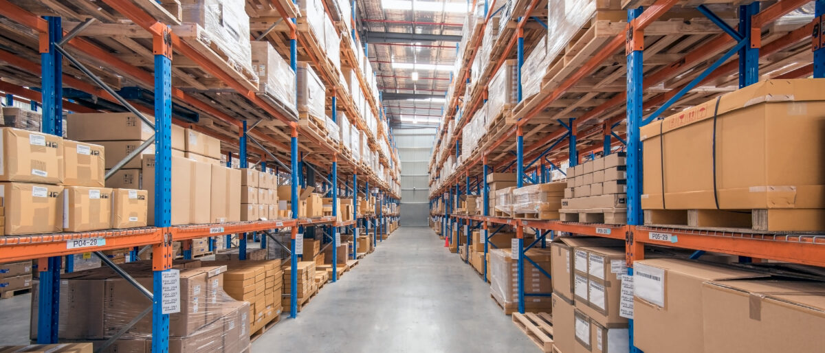 AdobeStock_382329649-3pl-overflow-inventory-1200x514.jpg
